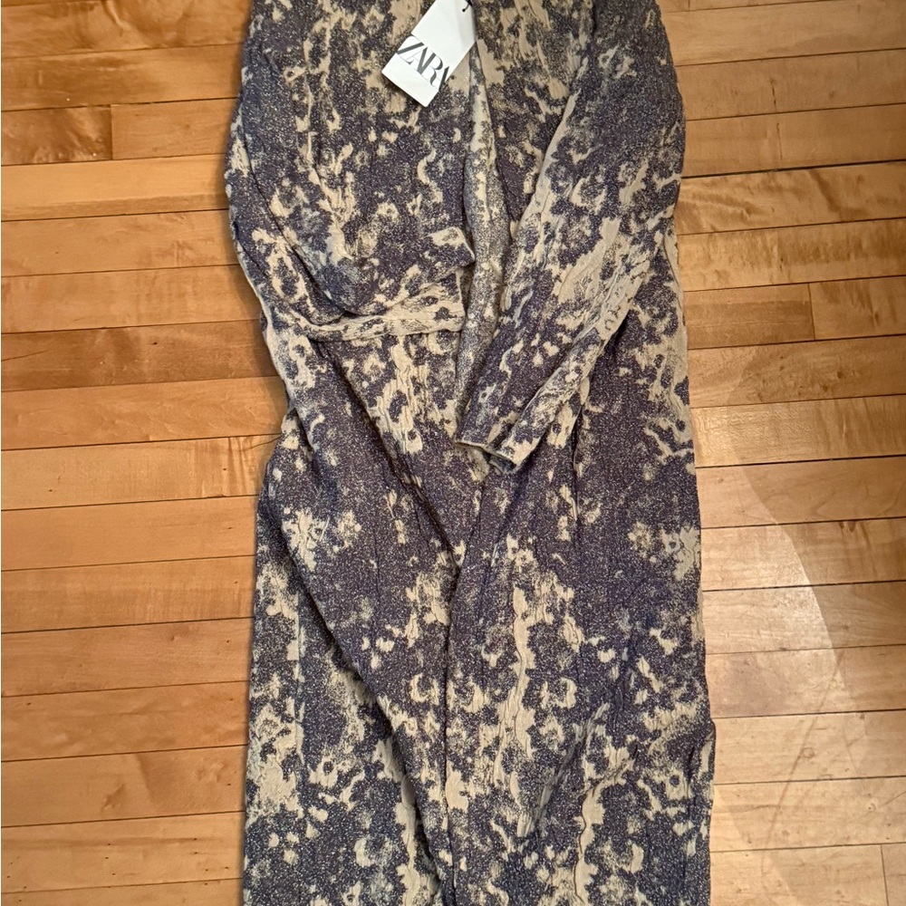Zara Navy and Beige Patterned Cardigan